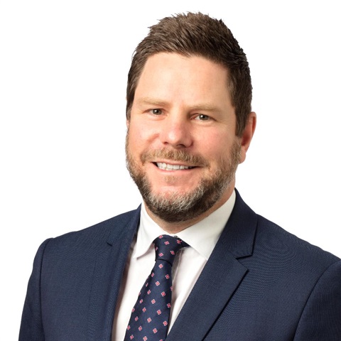 Damien Walker headshot